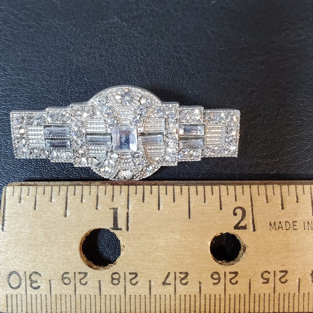 silver rhinestone pin - Picture 4 of 4